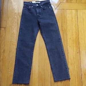 Levi’s wedgie straight fit NWOT